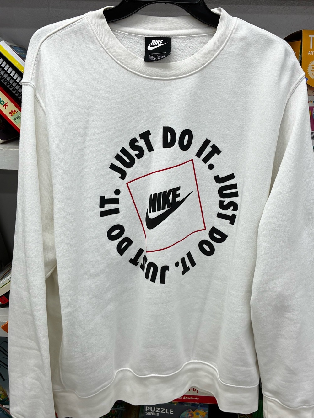 Nike Men's White 'Just Do It' Crewneck Sweatshirt men’s LARGE NWOT